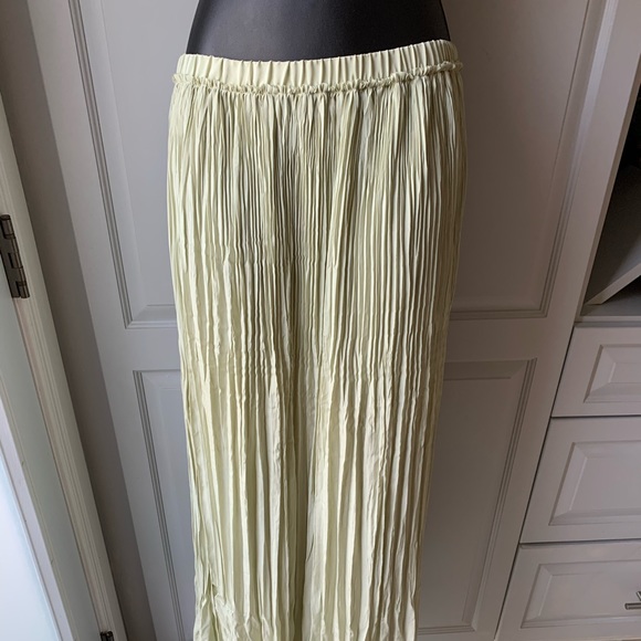Club Monaco maxi sway skirt - Picture 3 of 3